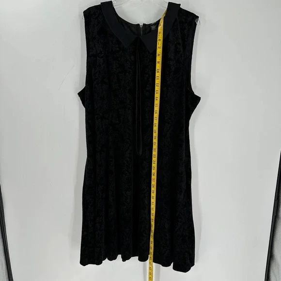 Disney Villain Velvet Embossed Sleeveless Plus Size Skater Dress - Picture 7 of 9